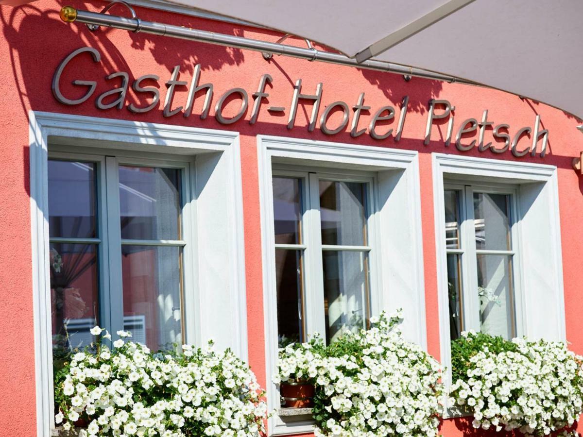 Gasthof-Hotel Pietsch Freystadt Esterno foto